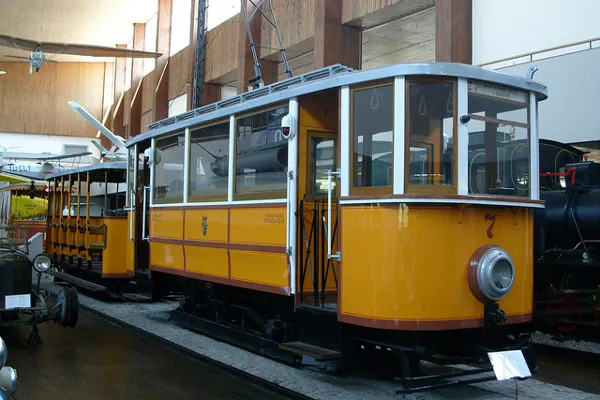 Zagrzeb | Jeden z eksponatów w Muzeum Techniki Zagrzeb | Jeden z eksponatów w Muzeum Techniki