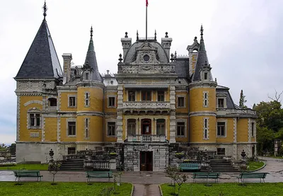 Jałta - urokliwe miasto na Półwyspie Krymskim