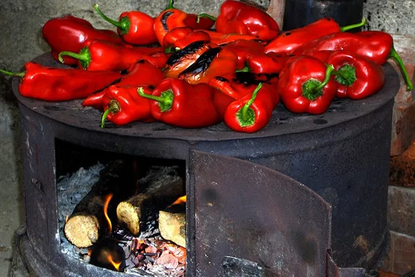 Chorwacja | Jednym z podstawowych składników ajwaru jest papryka Chorwacja | Jednym z podstawowych składników ajwaru jest papryka