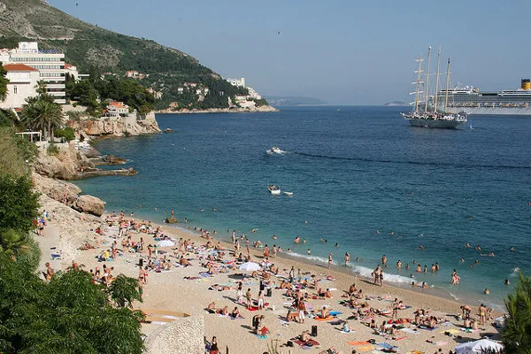 Chorwacja | Znudzeni leżeniem na plaży turyści mogą skorzystać z ogromnej liczby arakcji oferowanych przez aquaparki Chorwacja | Znudzeni leżeniem na plaży turyści mogą skorzystać z ogromnej liczby arakcji oferowanych przez aquaparki