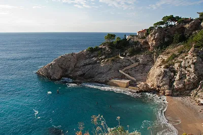 Plaża Bellevue – piaszczysta plaża Dubrownika