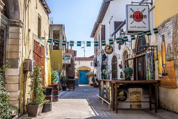 Cypr | Uliczki Larnaki Cypr | Uliczki Larnaki