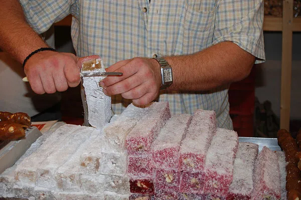 Cypr | Nie można opuścić wyspy nie spróbowawszy lokalnego smakołyku loukoumi Cypr | Nie można opuścić wyspy nie spróbowawszy lokalnego smakołyku loukoumi