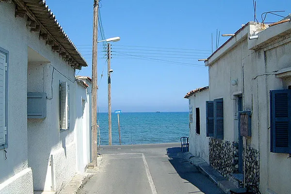 Cypr | Region Larnaka rozciąga się wzdłuż południowo-wschodnich wybrzeży Cypru Cypr | Region Larnaka rozciąga się wzdłuż południowo-wschodnich wybrzeży Cypru