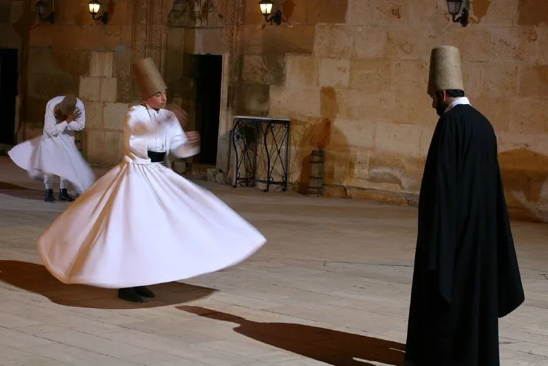 Turcja – Kapadocja | Wirujący derwisze