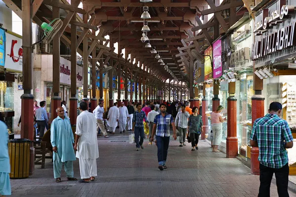 Dubaj | W miejscach publicznych lepiej stosować się do zasad obowiązującego dress code-u Dubaj | W miejscach publicznych lepiej stosować się do zasad obowiązującego dress code-u