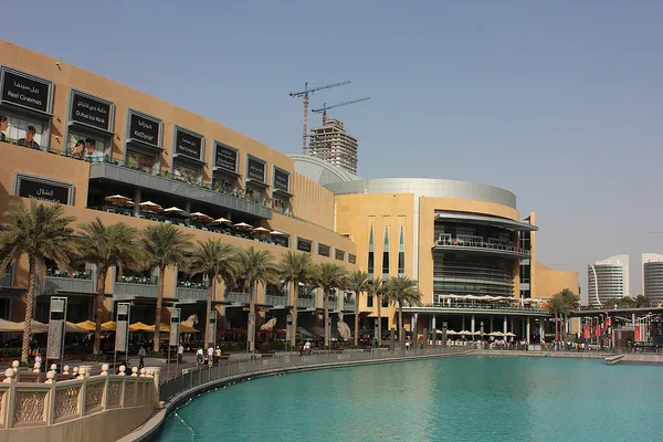 Dubaj | Dubai Mall jest największym pod względem całkowitej powierzchni centrum handlowym na świecie Dubaj | Dubai Mall jest największym pod względem całkowitej powierzchni centrum handlowym na świecie