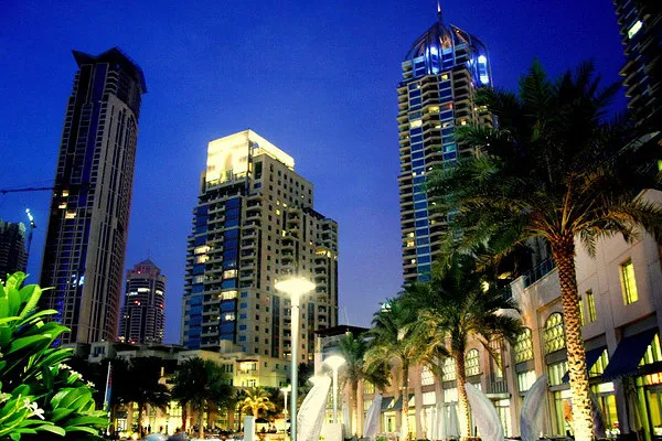 Dubaj | Gorący klimat Dubaju sprawia, że najlepiej udać się do niego zimą Dubaj | Gorący klimat Dubaju sprawia, że najlepiej udać się do niego zimą