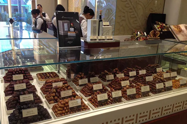 Dubaj | Pyszne i słodkie daktyle to dobry wybór dla wszystkich łasuchów Dubaj | Pyszne i słodkie daktyle to dobry wybór dla wszystkich łasuchów