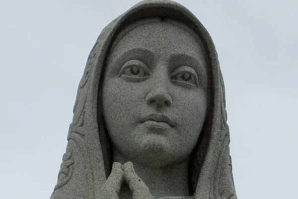 Portugalia | 13 maja 1917 roku pastuszkom objawiła się Portugalia | 13 maja 1917 roku pastuszkom objawiła się