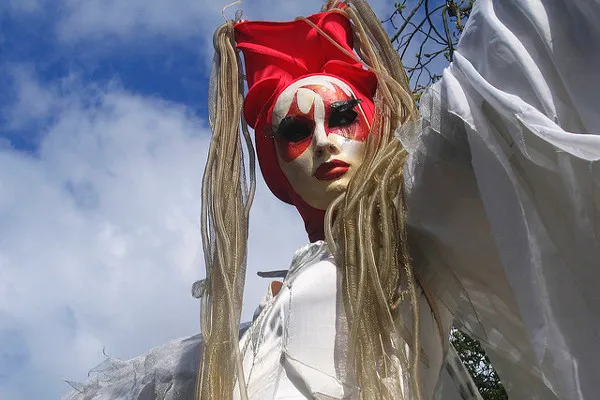 Cypr | Wśród artystów występujących podczas festiwalu znalazła się grupa teatralna Pavana z Danii Cypr | Wśród artystów występujących podczas festiwalu znalazła się grupa teatralna Pavana z Danii