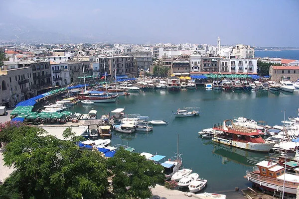 Cypr | Kyrenia (Kirenia, Girne) – widok na port Cypr | Kyrenia (Kirenia, Girne) – widok na port