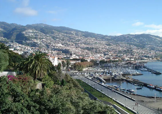 Portugalia | Funchal na Maderze – rodzinne miasto Cristiano Ronaldo Portugalia | Funchal na Maderze – rodzinne miasto Cristiano Ronaldo
