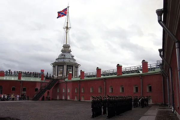 Rosja - Petersburg | Pietropawłowka góruje nad miastem Rosja - Petersburg | Pietropawłowka góruje nad miastem