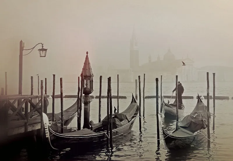 Skąpana we mgle Toskania Skąpana we mgle Toskania