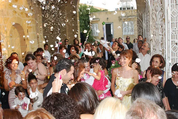 Cypr | Świeżo upieczeni małżonkowie w Nikozji