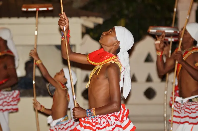 Sri Lanka | Festiwal Esala Perahera (poświęcony relikwii zęba Buddy) Sri Lanka | Festiwal Esala Perahera (poświęcony relikwii zęba Buddy)