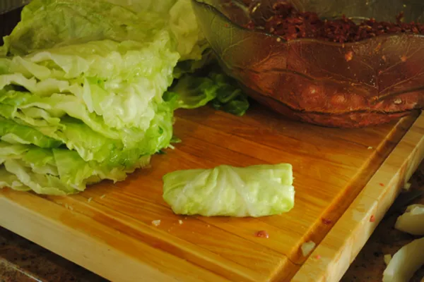 Ukraina | Na Zakarpaciu uważa się, że im gołąbek mniejszy, tym smaczniejszy Ukraina | Na Zakarpaciu uważa się, że im gołąbek mniejszy, tym smaczniejszy