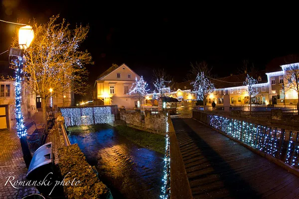 Chorwacja | Tonący w świątecznych lampkach Samobor Chorwacja | Tonący w świątecznych lampkach Samobor