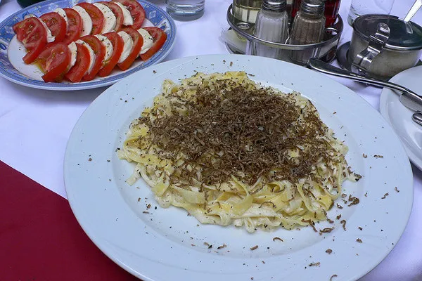 Chorwacja | Typowe danie kuchni istryjskiej, czyli makaron z truflami Chorwacja | Typowe danie kuchni istryjskiej, czyli makaron z truflami