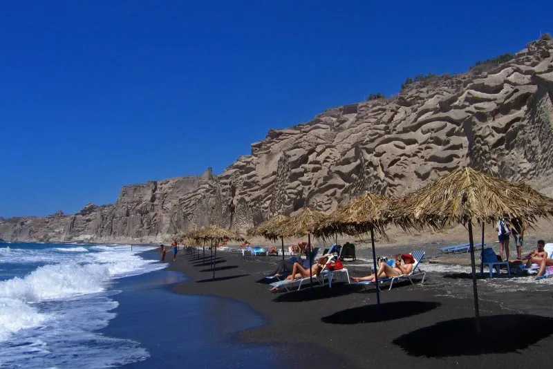 Santorini | Vlychada Beach