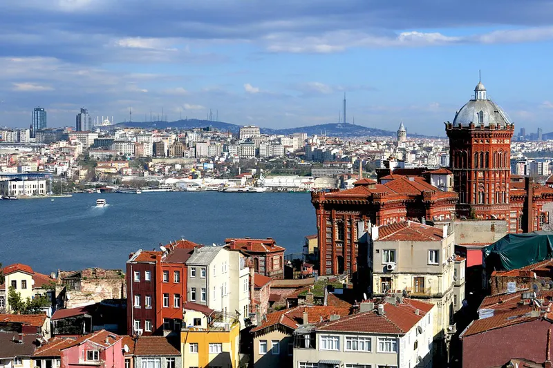 Turcja | Wybierając się do Turcji potrzebujemy wizy, warto jednak pamiętać, że mamy możliwość otrzymania jej na granicy