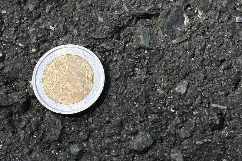 Rzym | Profil Dantego na włoskiej monecie 2 euro Rzym | Profil Dantego na włoskiej monecie 2 euro